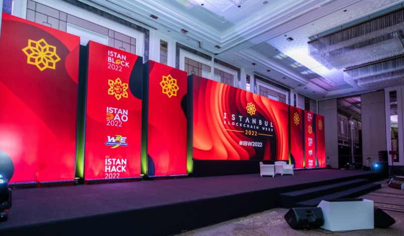 X Metaverse Pro，也受邀参与了本次大会